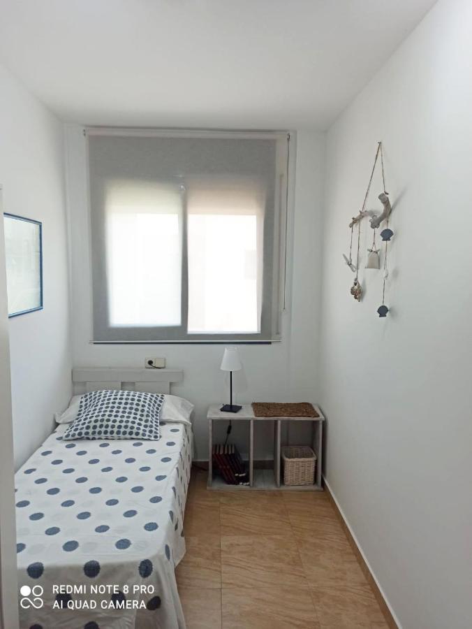 Apartamento Дельтебре Экстерьер фото